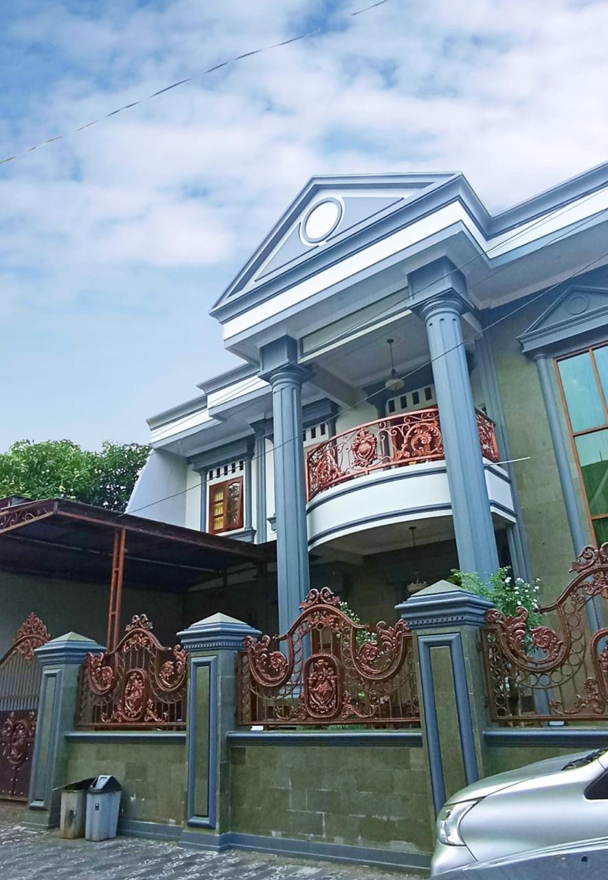 Dijual rumah mewah di Kramat Jati, Jakarta Timur