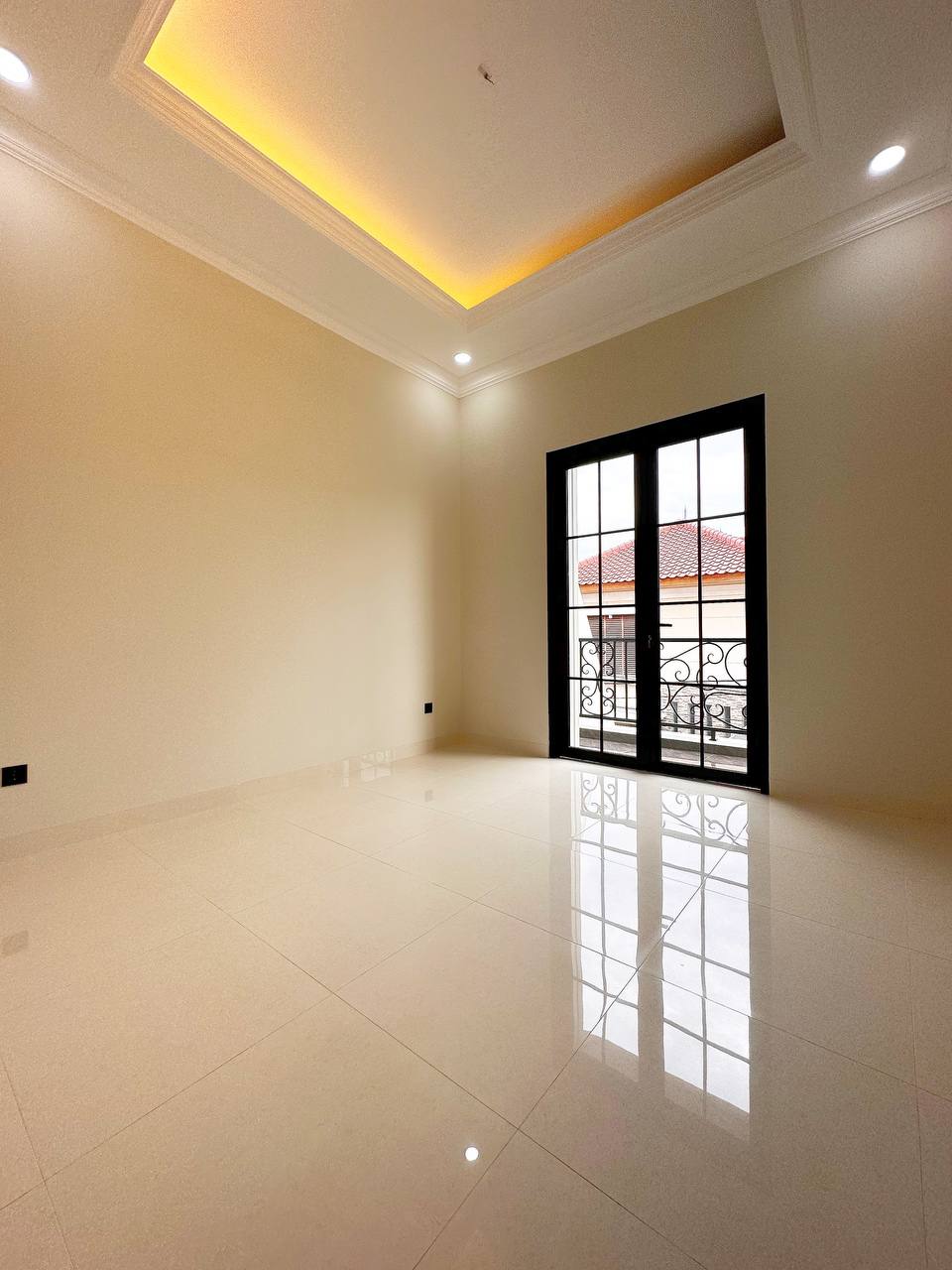 Di jual rumah cantik di ppndok bambu