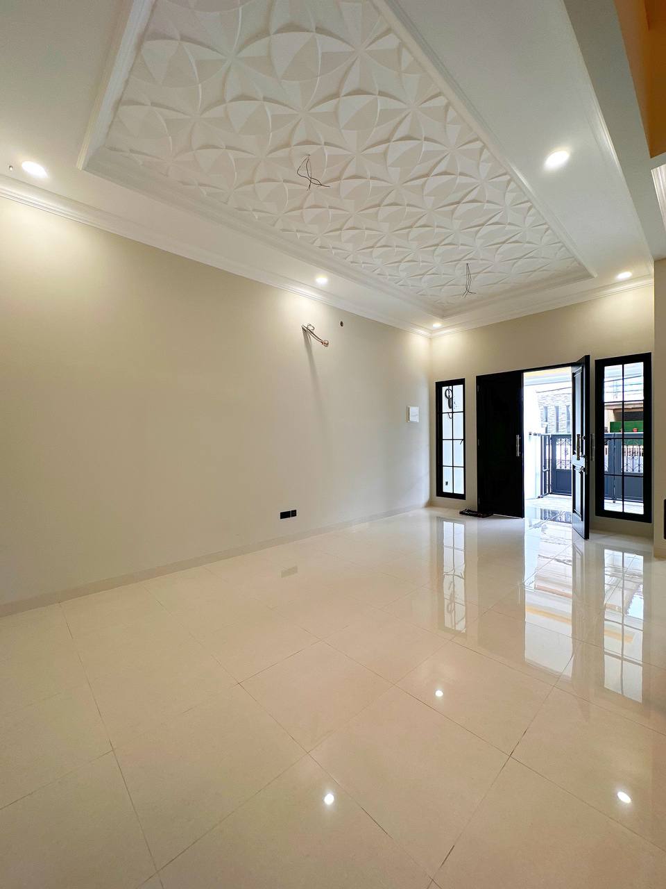 Di jual rumah cantik di ppndok bambu