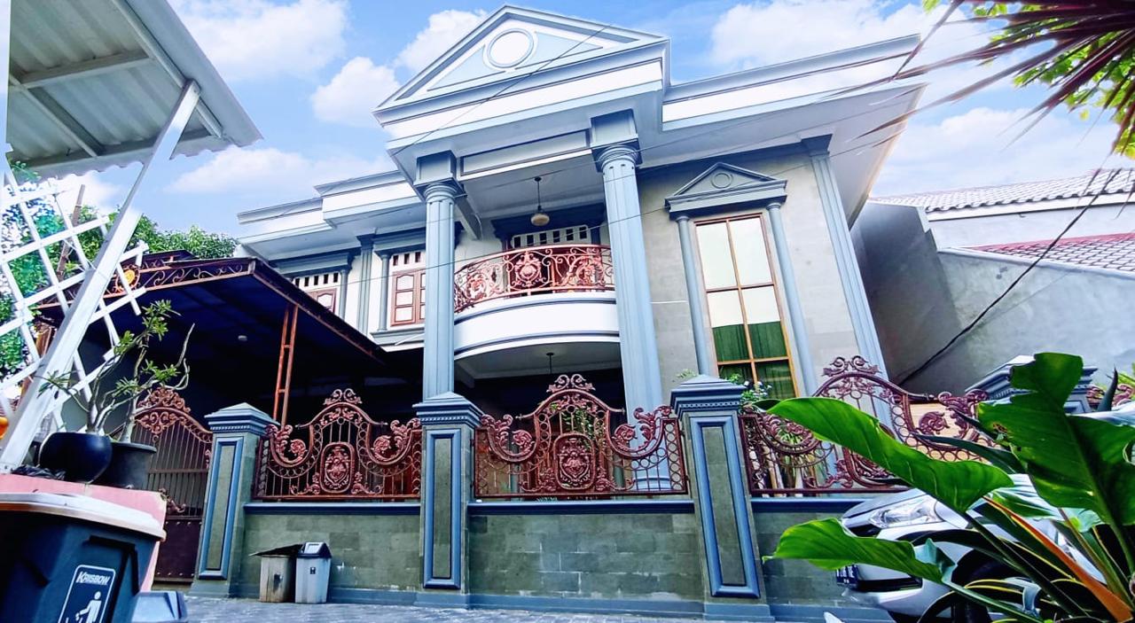 Dijual rumah mewah di Kramat Jati, Jakarta Timur
