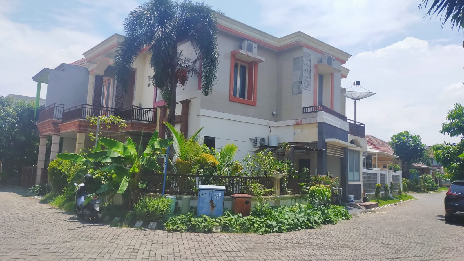 rumah dijual palm spring surabaya