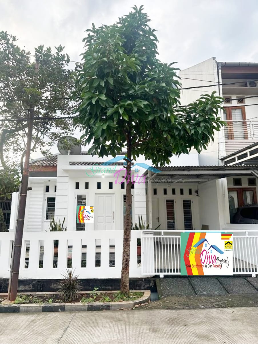 RUMAH DI PERUM PULO PERMATA SARI BEKASI SELATAN