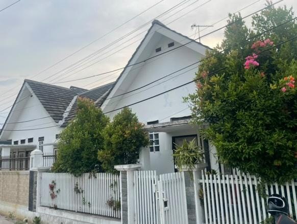 Dijual rumah plus furnish di Ciganitri Bojongsoang Buahbatu