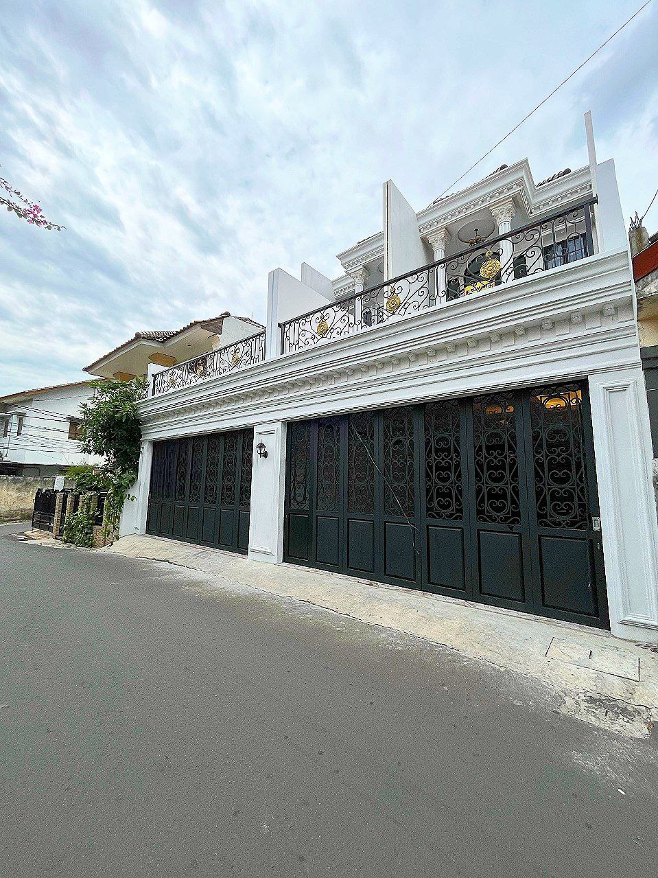 Rumah siap huni di jati padang jakarta selatan