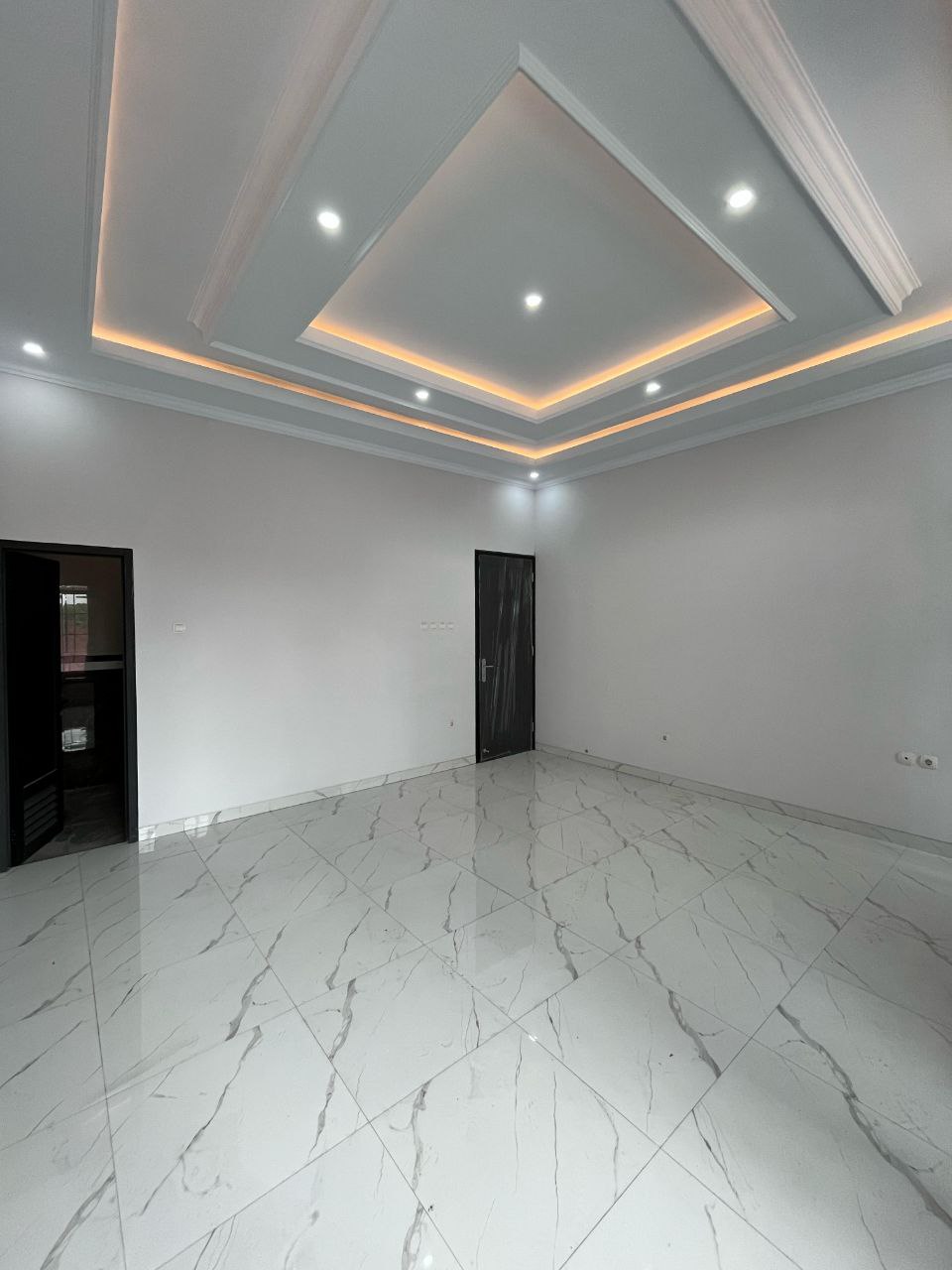 Rumah siap huni di jati padang jakarta selatan