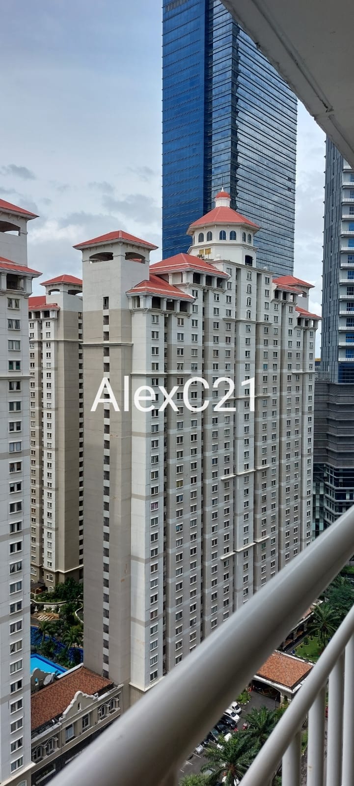 dijual apartemen B U Mediterania Garden 2 , Grogol, jak bar