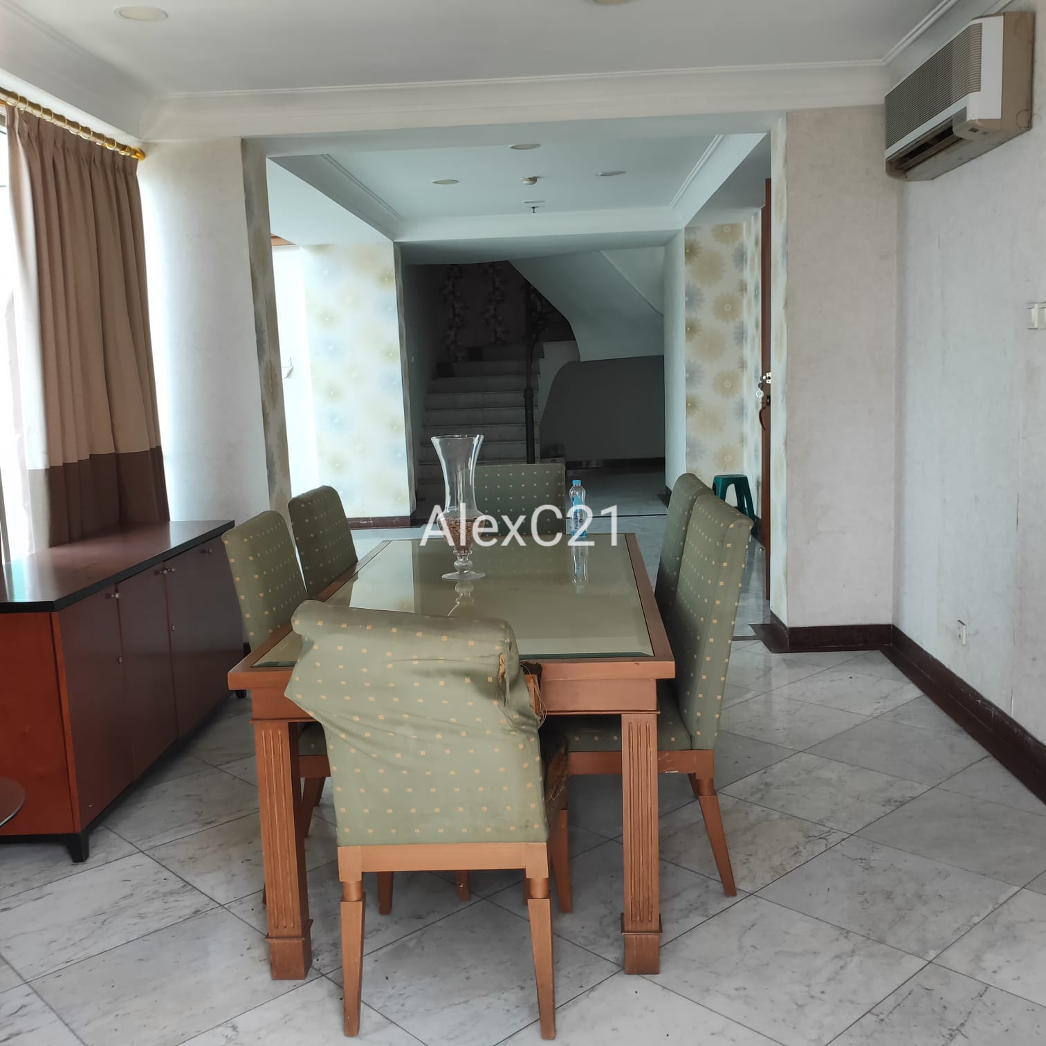 DIJUAL THE OASIS APARTMENT 4 BEDROOMS