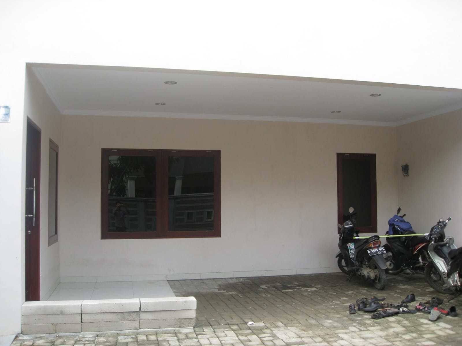 Dijual rumah hook di Tanjung Barat, Jagakarsa, Jakarta Selatan