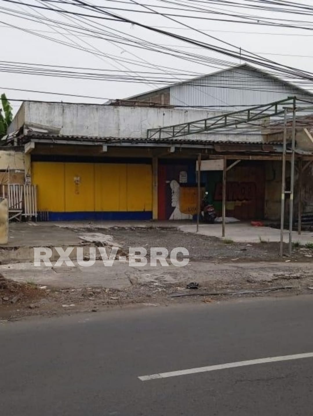 Dijual Cepat Tanah Strategis 0 Jalan Raya di Surabaya Barat!