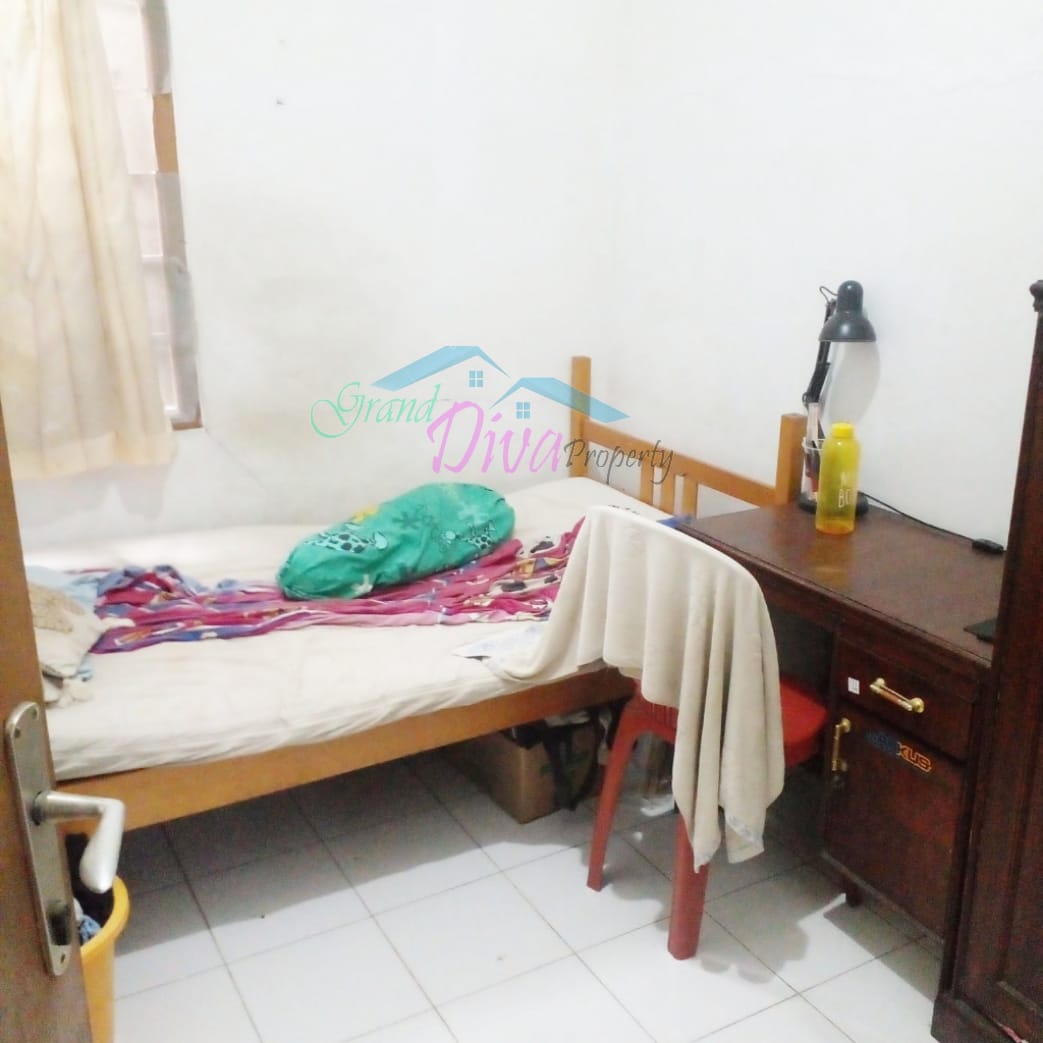 RUMAH + 8 KAMAR KOS-KOSAN DI JAKARTA SELATAN