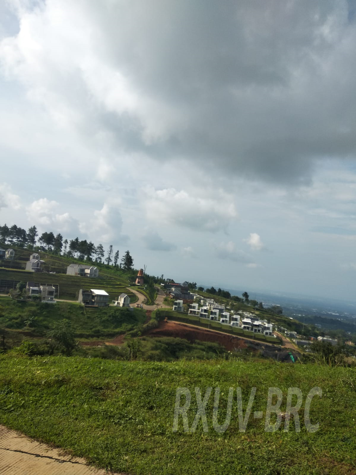 Dijual Cepat! Tanah Murah di Keukenhoff Hill, The Taman Dayu den