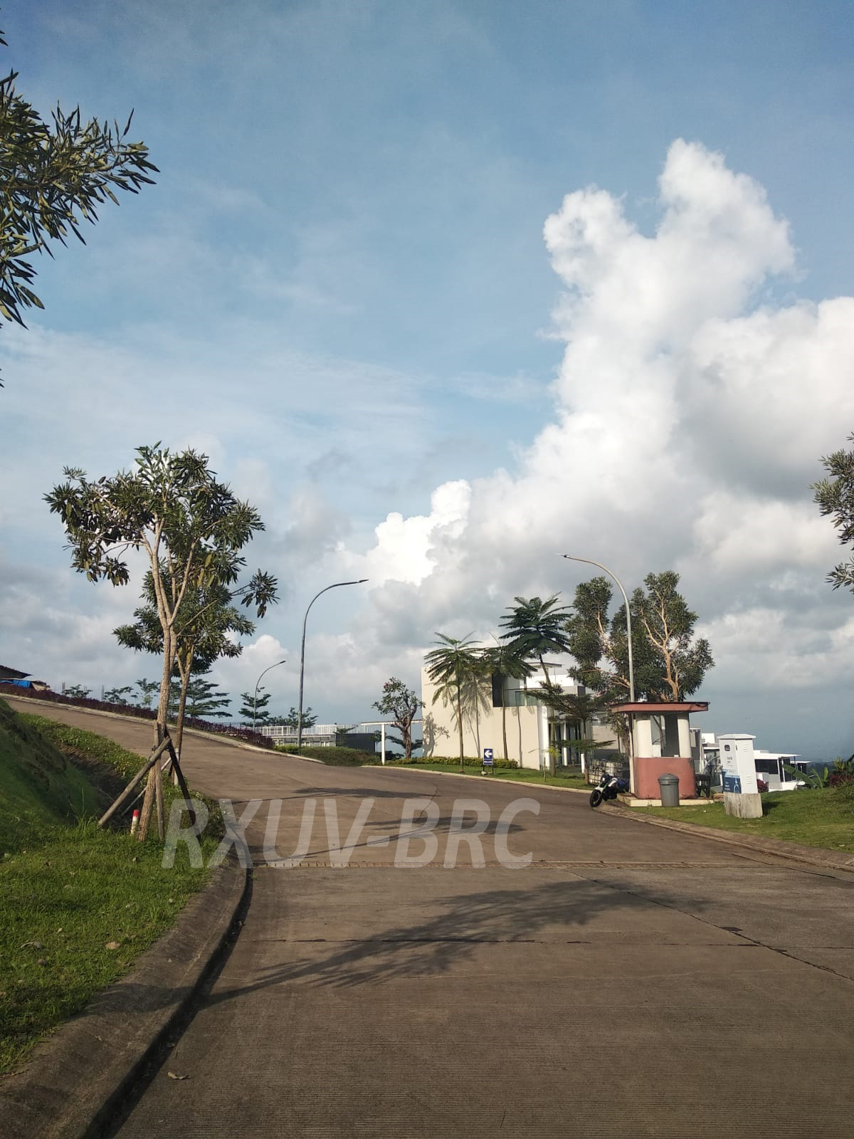 Dijual Cepat! Tanah Murah di Keukenhoff Hill, The Taman Dayu den