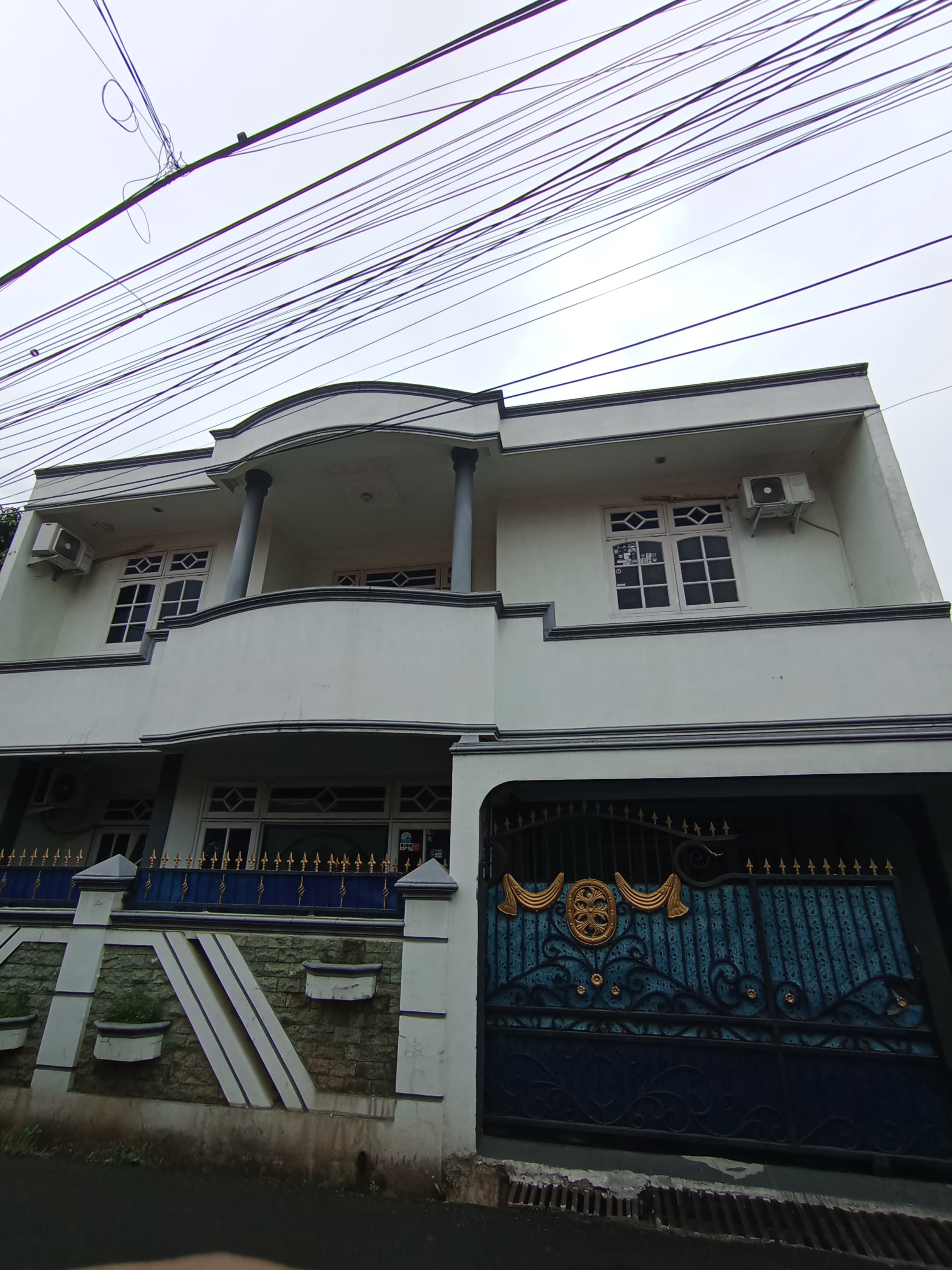 Dijual rumah siap huni di Cibubur, Ciracas, Jakarta Timur