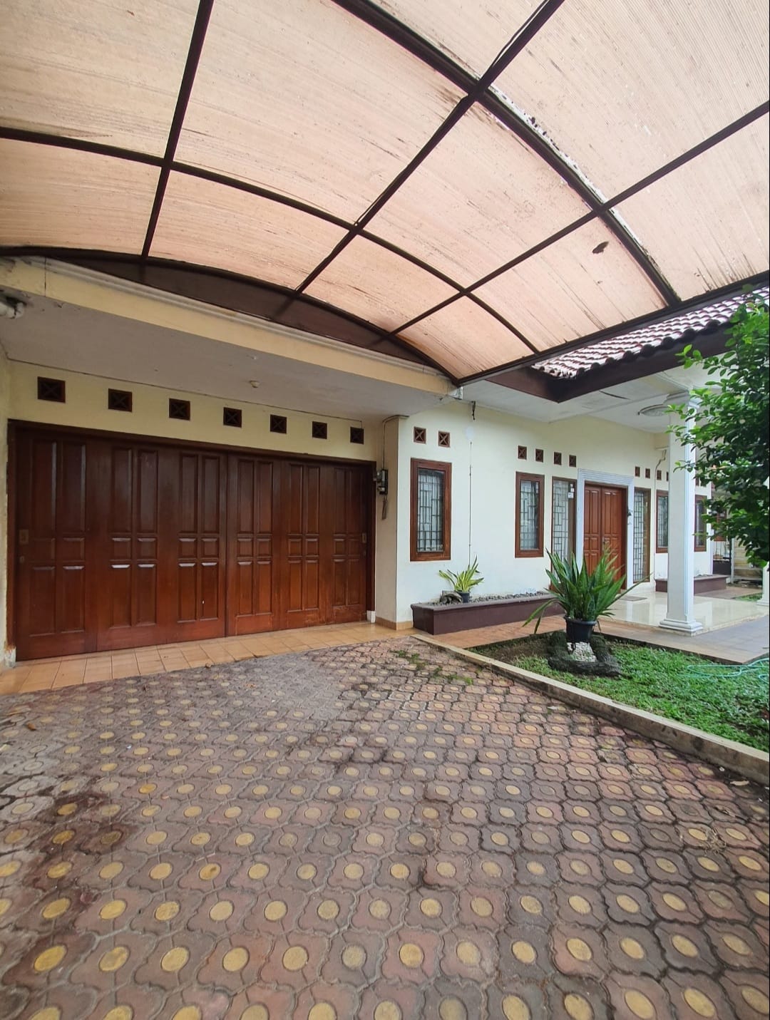 Dijual rumah cantik 2 muka di area Ampera, Ragunan, Pasar Minggu