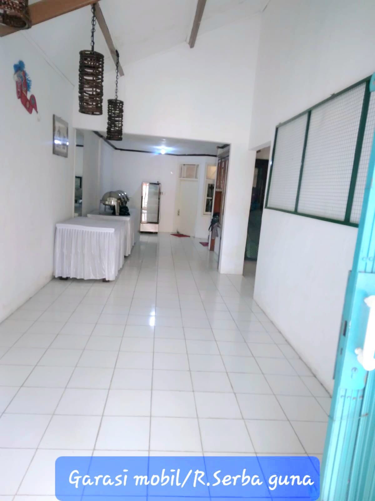 Dijual rumah di jalan komersil di area Grand Galaxy Bekasi