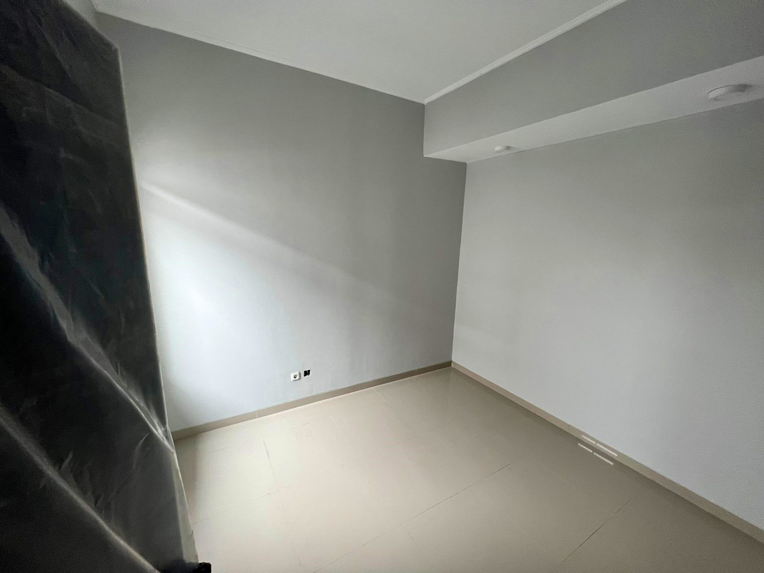 RUMAH GAYA MINIMALIS  DI ANTAPANI BANDUNG