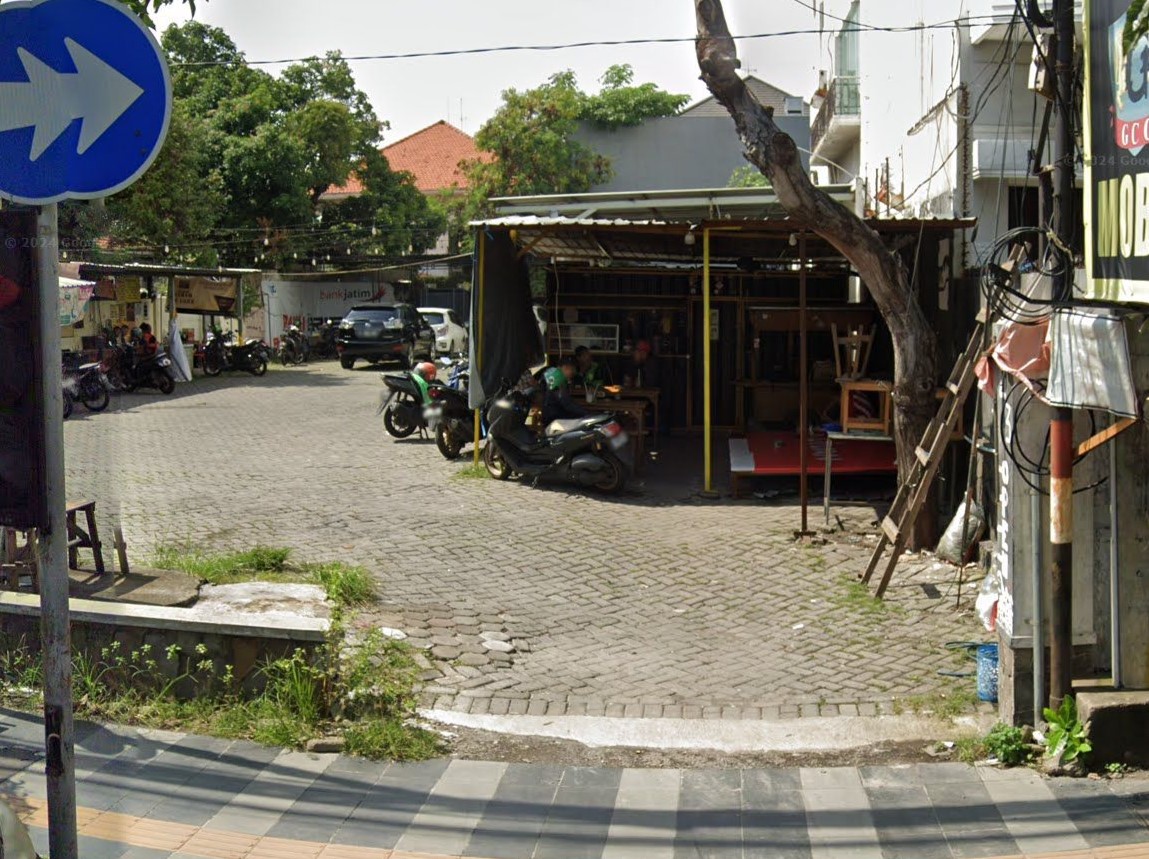 dijual tempat usaha jalan ambengan surabaya