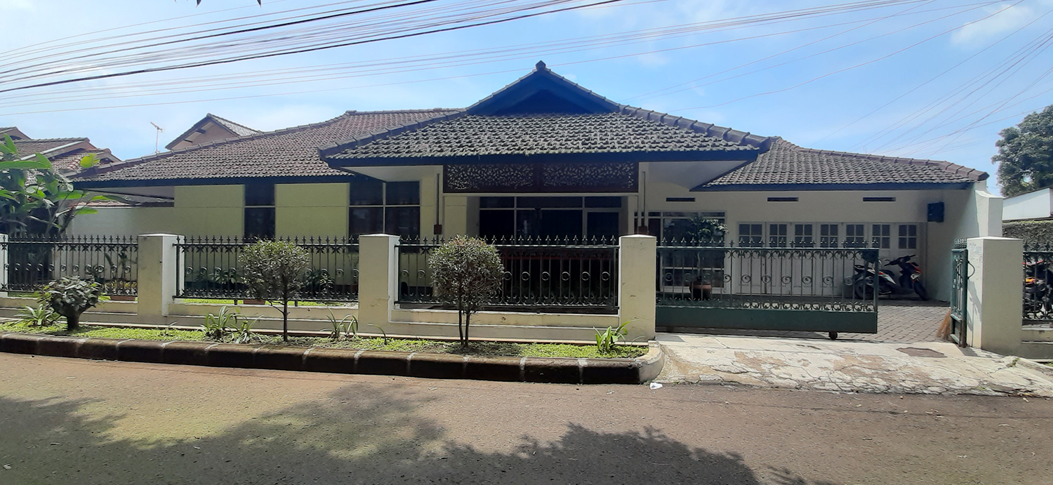 Rumah American Classic Sayap jl. Jend. Sudirman Bandung