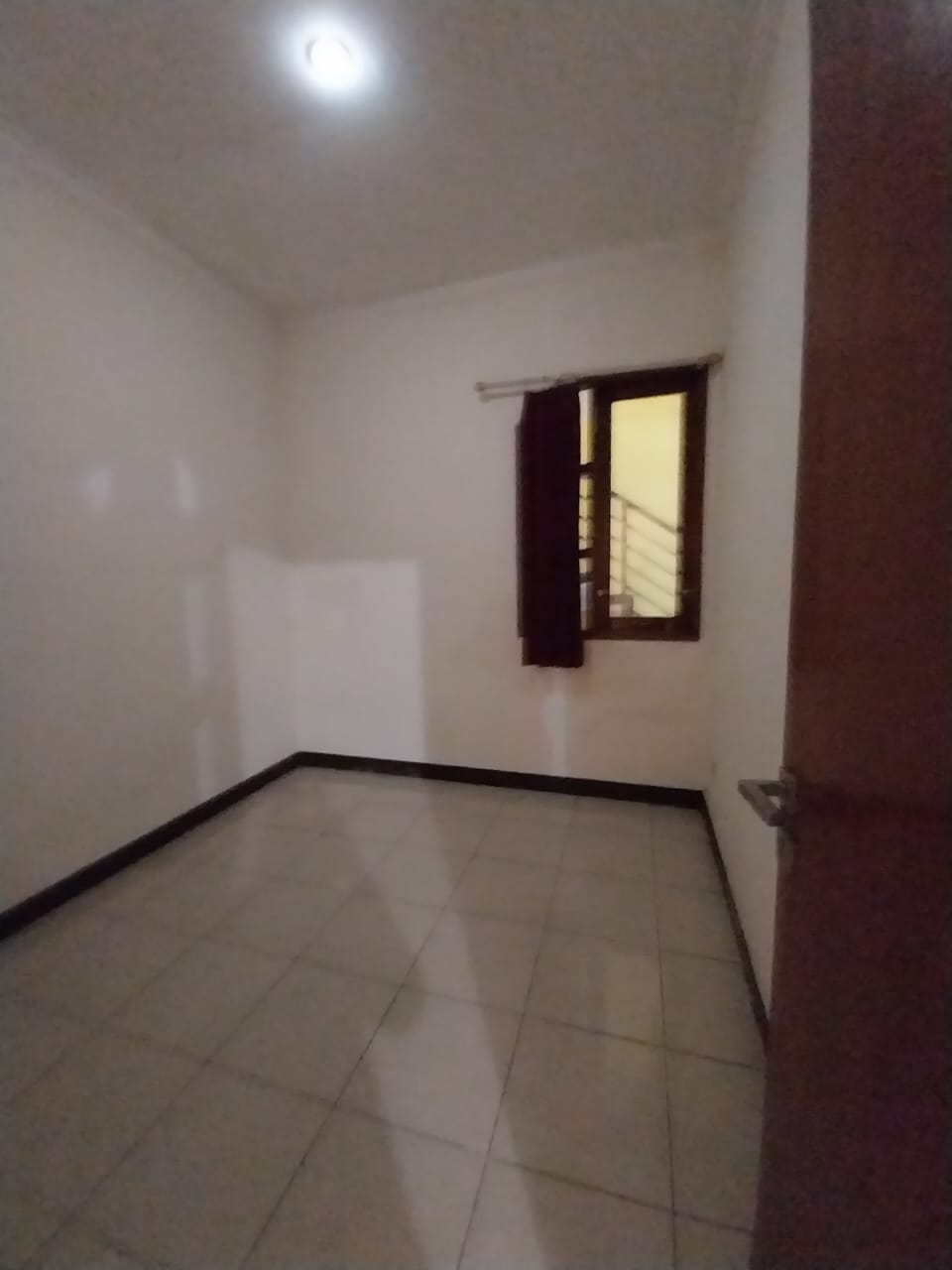 Jual cepat rumah di Antapani Kota Bandung tanah luas strategis