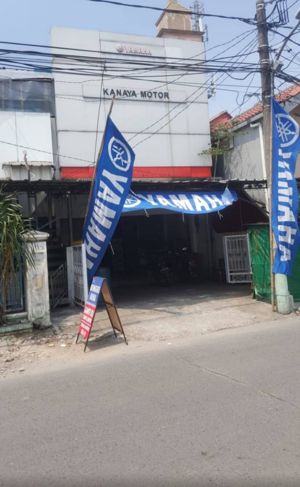 Dijual ruko beserta usaha bengkel Yamaha di Warakas, Tj Priok