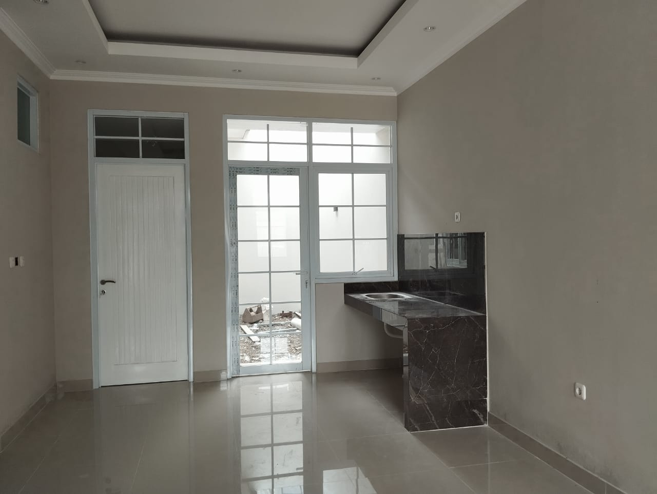 Jual rumah 2 lantai lux di Cisaranten Kulon Arcamanik Bandung