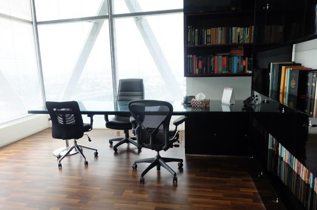 Disewakan ruang kantor fully furnished di Equity Tower Scbd