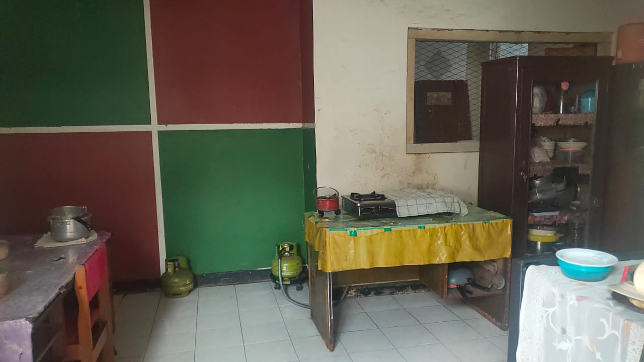 Dijual rumah lama di Bintaro, Pesanggrahan, Jakarta Selatan