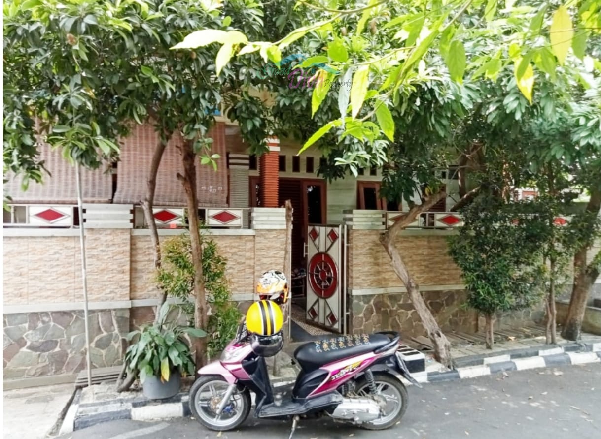 RUMAH DI JAKASAMPURNA BEKASI BARAT