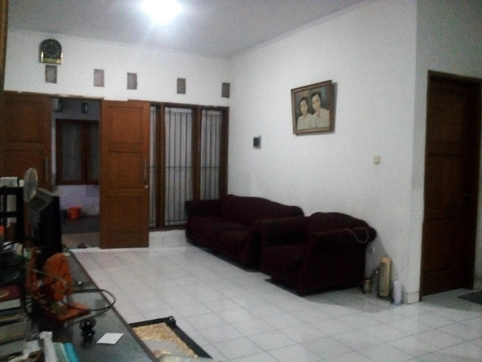 Dijual rumah dan rumah kost di area Kebon Jeruk Rcti, Jakarta