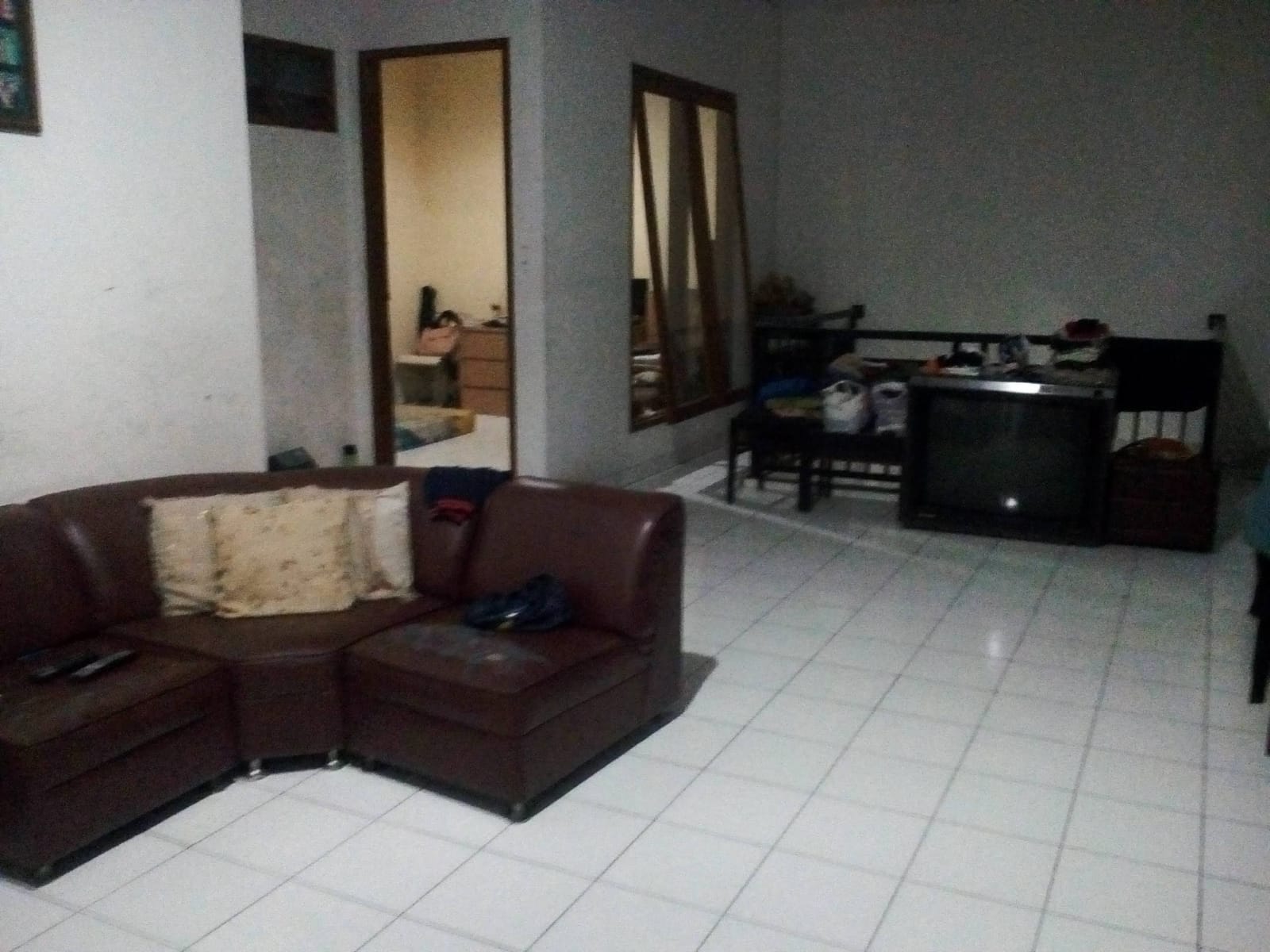 Dijual rumah dan rumah kost di area Kebon Jeruk Rcti, Jakarta