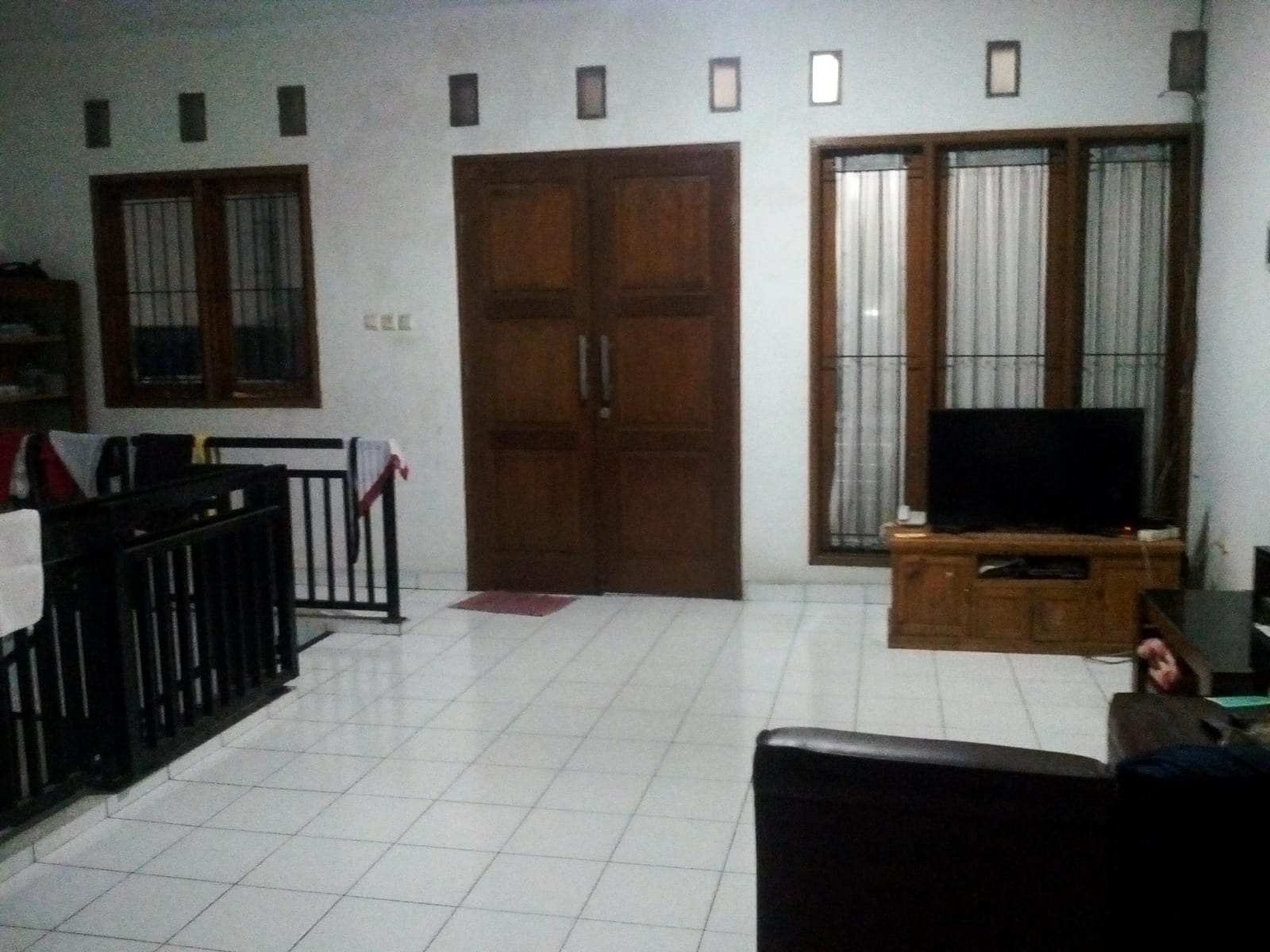 Dijual rumah dan rumah kost di area Kebon Jeruk Rcti, Jakarta