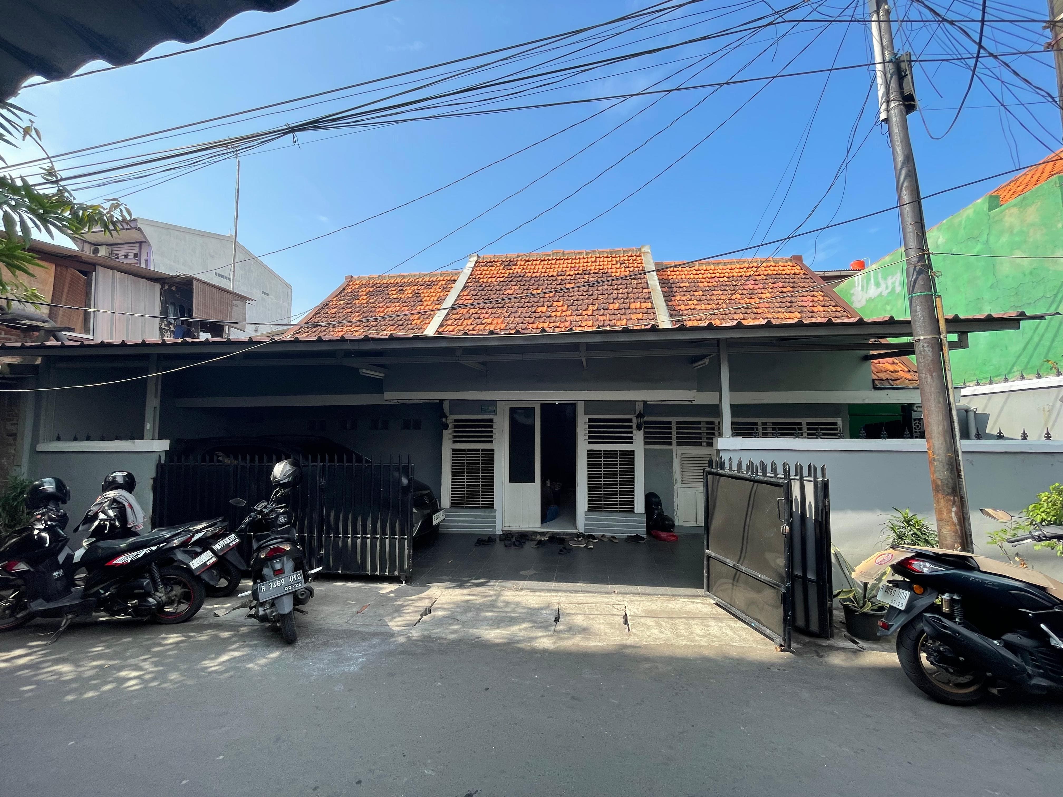 Dijual rumah strategis di Koja, Jakarta Utara