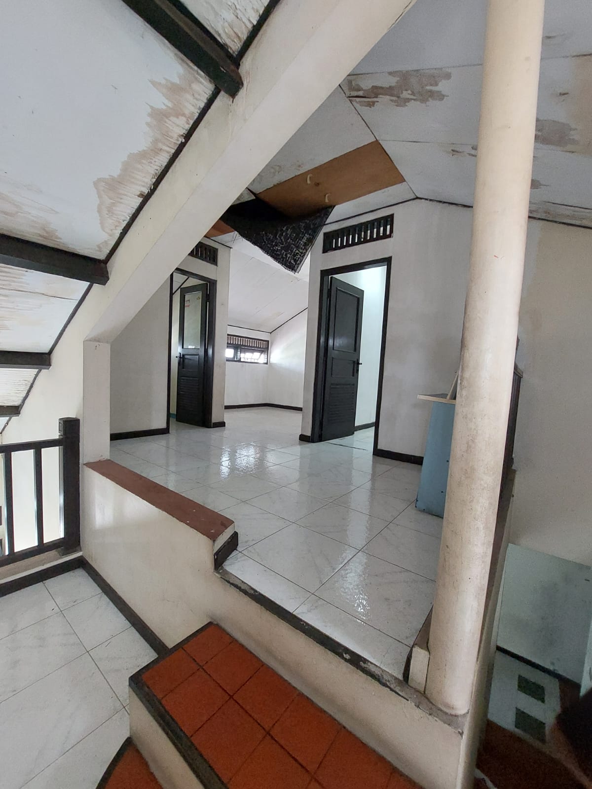 Dijual rumah luas di Cipayung, Ceger, Jakarta Timur