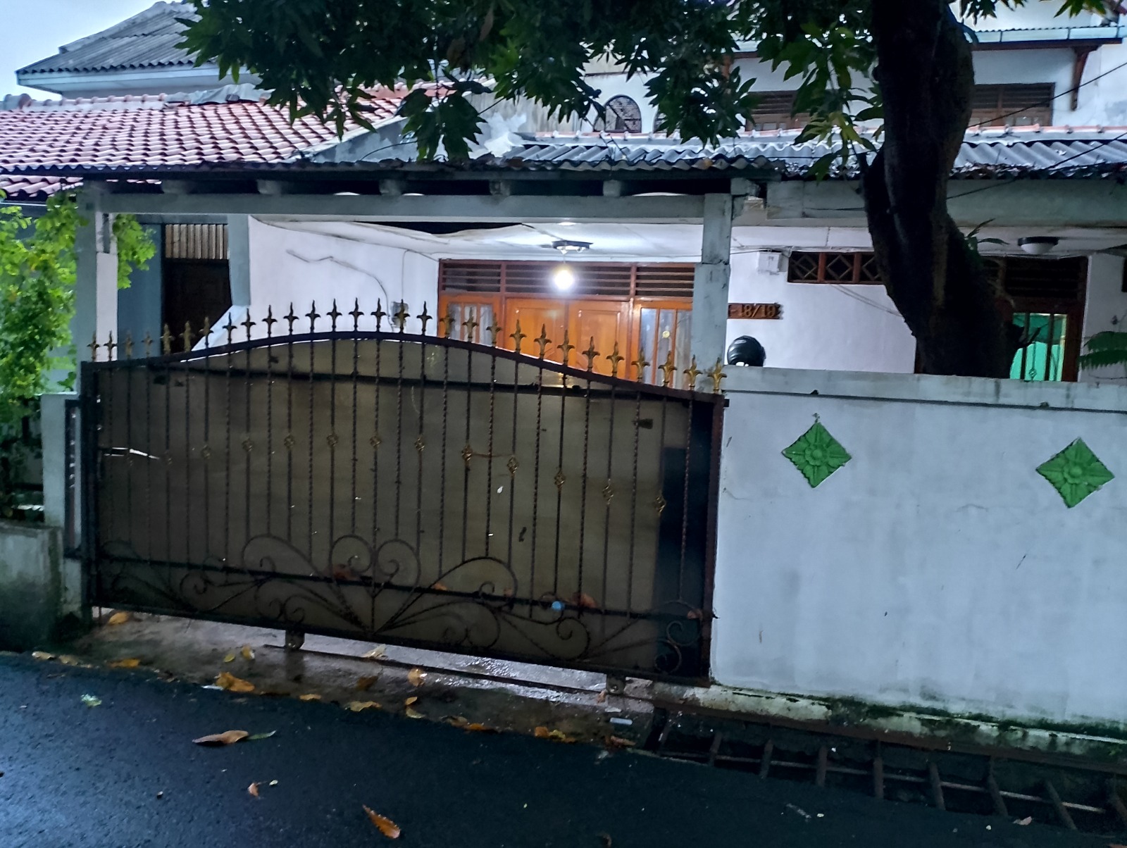 Dijual rumah di Komplek DKI, Joglo, Kembangan, Jakarta Barat