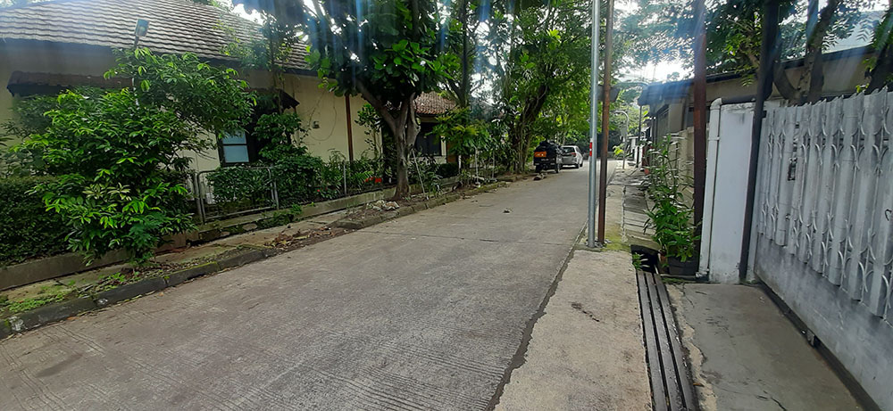 RUMAH 2 LANTAI UTK KANTOR ATAU TEMPAT KURSUS SAYAP JL. RIAU BDG