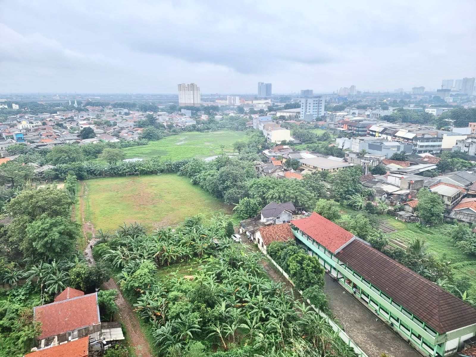 APARTEMENT TRANSPARK JUANDA BEKASI