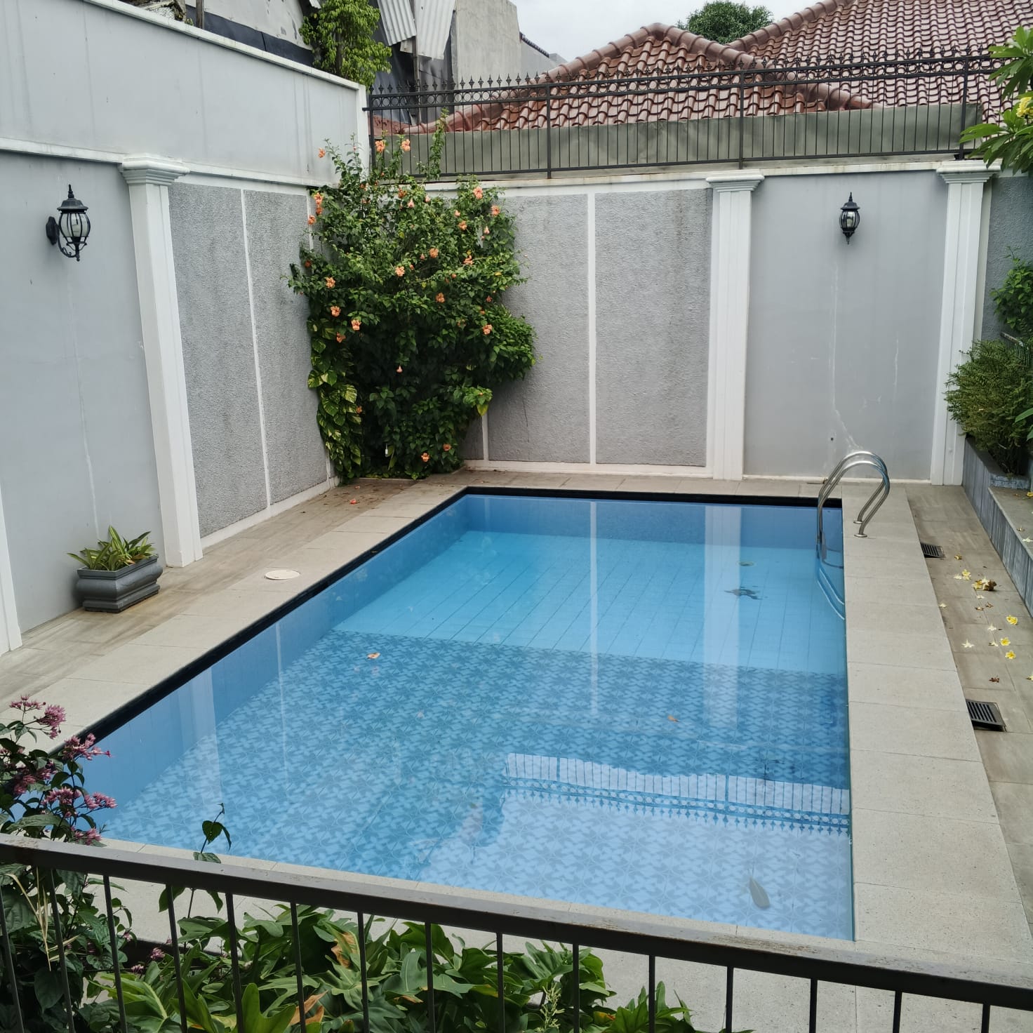 Disewakan rumah cantik di Kemang, Bangka, Mampang Prapatan