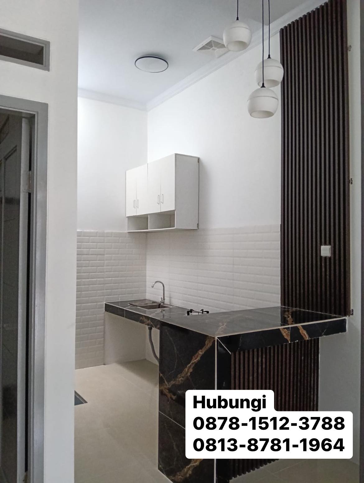 RUMAH MODERN LOKASI VILLA GADING HARAPAN PINTU TIMUR