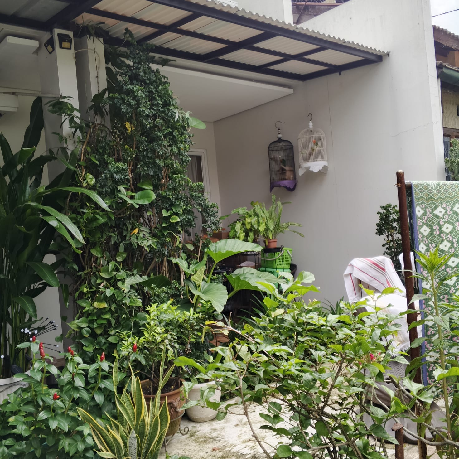 Dijual rumah dikomplek mewah di Cinere, Depok, Jawa Barat