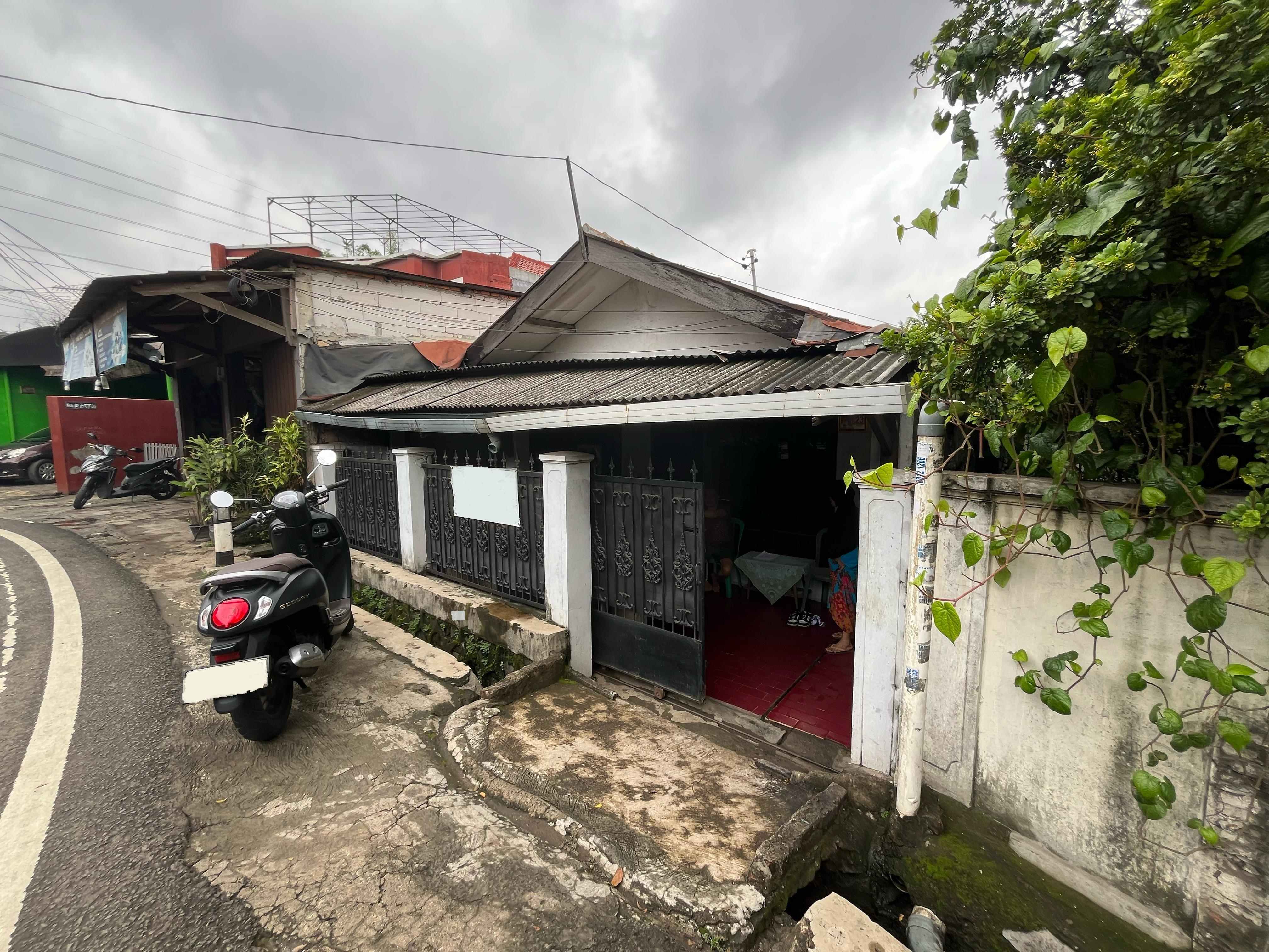 Dijual tanah di Moch. Kahfi II, Jagakarsa, Jakarta Selatan