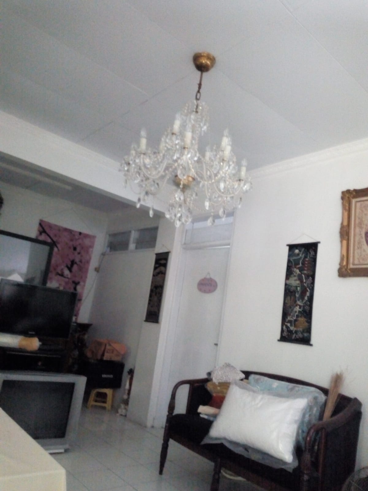 Dijual dan disewakan rumah cantik komplek di Pamulang Barat