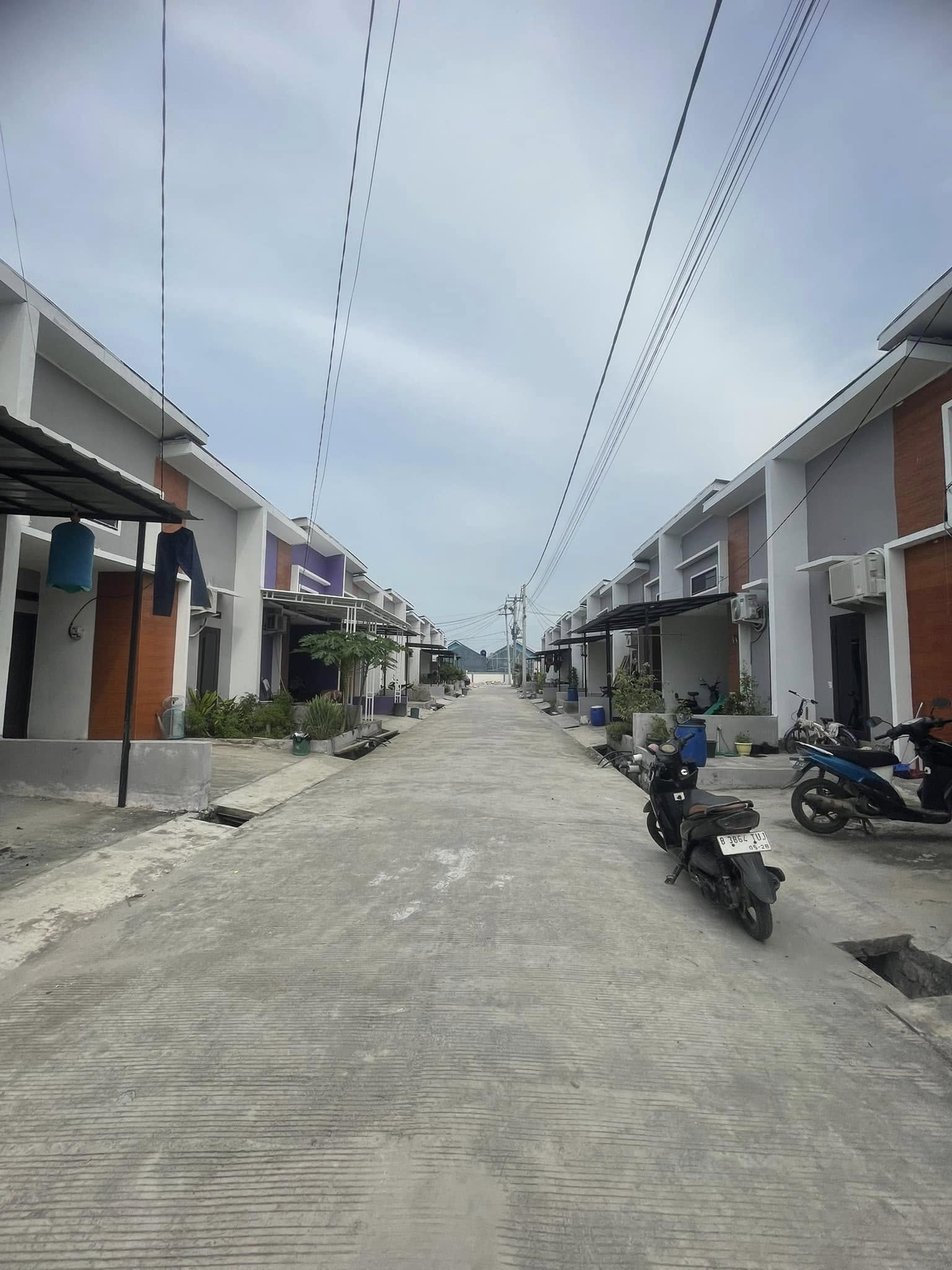 RUMAH DISEWAKAN DI BUMI BERLIAN SEJAHTERA 4 LOKASI PULO TIMAHA