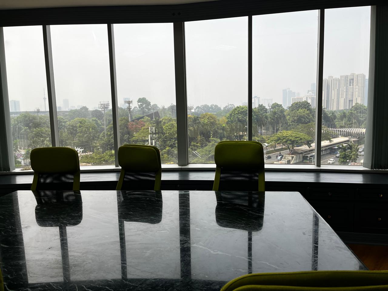 Dijual dan disewakan unit kantor baru Menara Sudirman