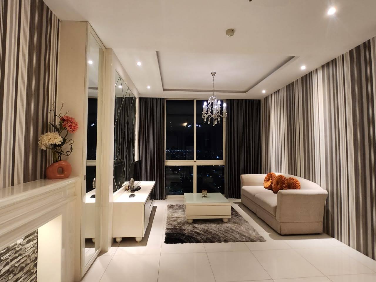 DIJUAL Apartemen The 𝗩ia Lt 30 Ciputra World, Surabaya