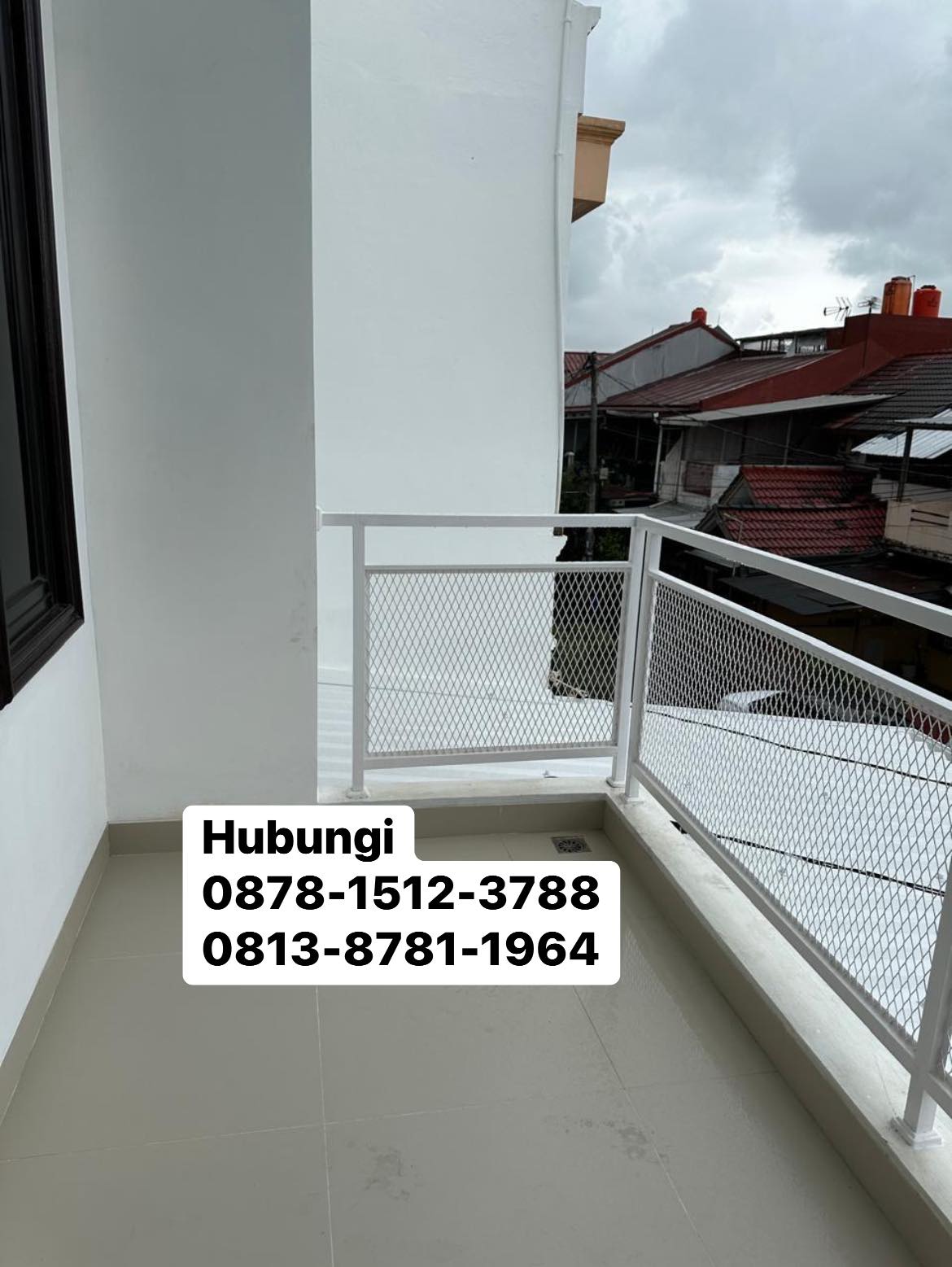 DIJUAL RUMAH 2 Lantai model Klasik Modern* Perum Pesona Anggrek