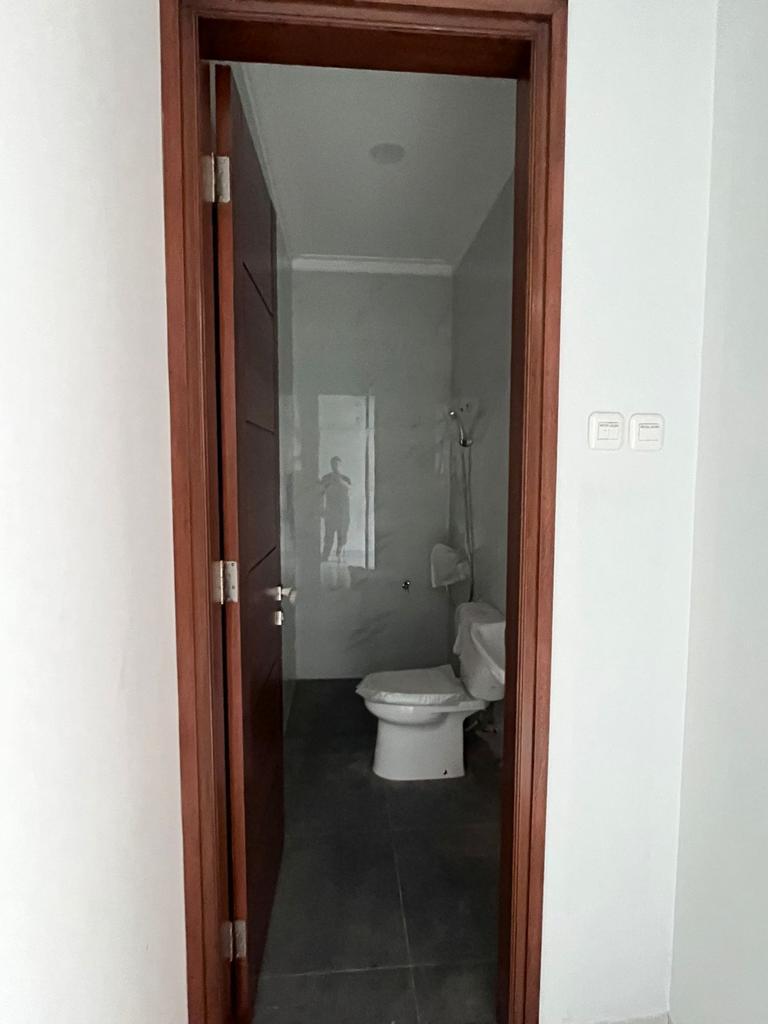 Dijual rumah baru di area Kavling DKI, Meruya Utara, Kembangan