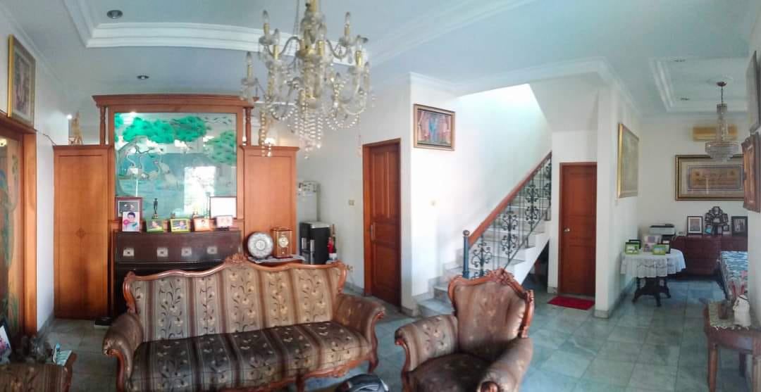 Dijual rumah cantik di Perum Duta Indah, Jatimakmur, Pondok Gede