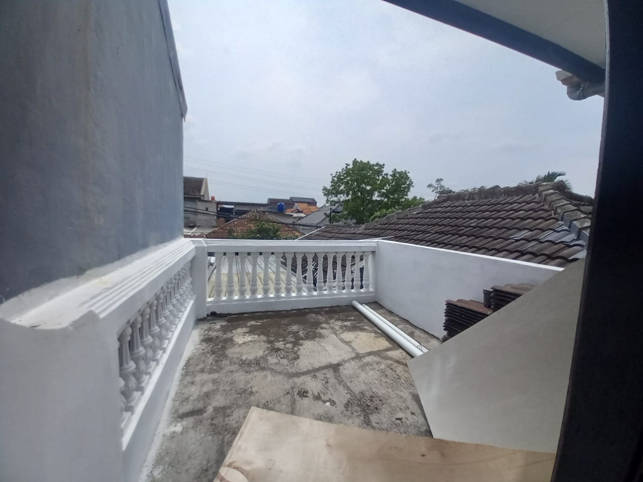 Rumah di Komplek Arcamanik Endah Kota Bandung super strategis