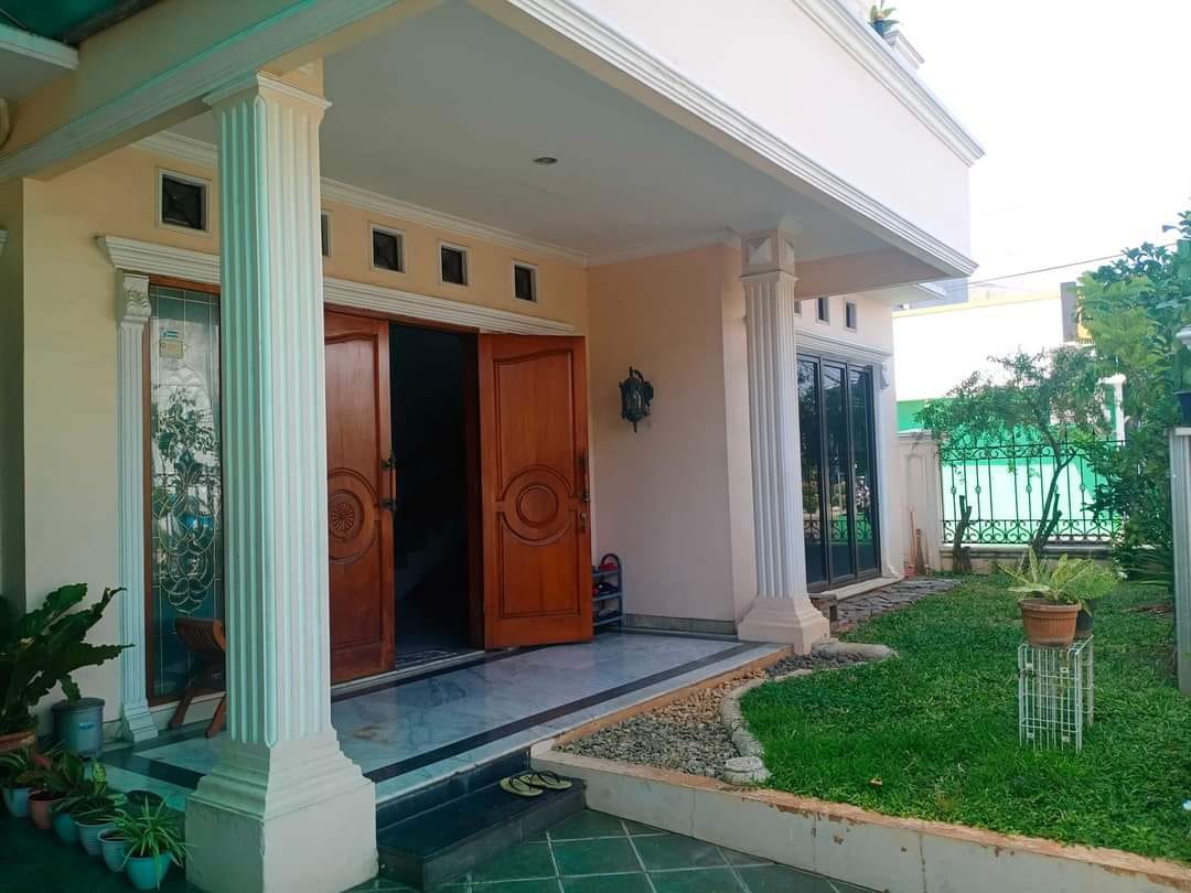 Dijual rumah cantik di Perum Duta Indah, Jatimakmur, Pondok Gede