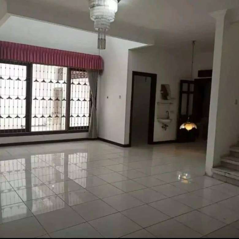 Dijual Rumah GRAHA FAMILI AA , Surabaya Barat